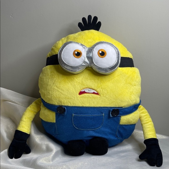 Universal City Studios Illumination Otto Minions Yellow Blue Plush Toy Goggles - Picture 2 of 7